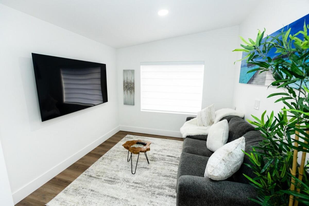 Your Perfect Oasis In Miami! Miami